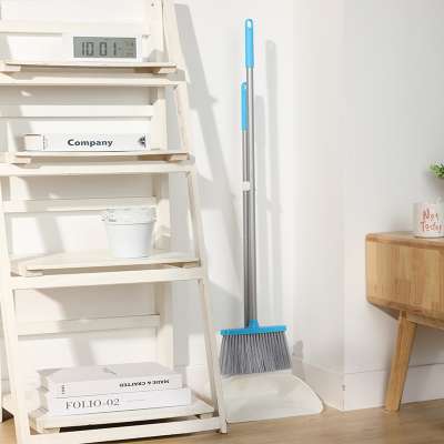 2020 Brooms Manufacturers Long Extendable Handle Self-Cleaning Set ,Folding Design Windproof Long Handle Broom and Dustpan